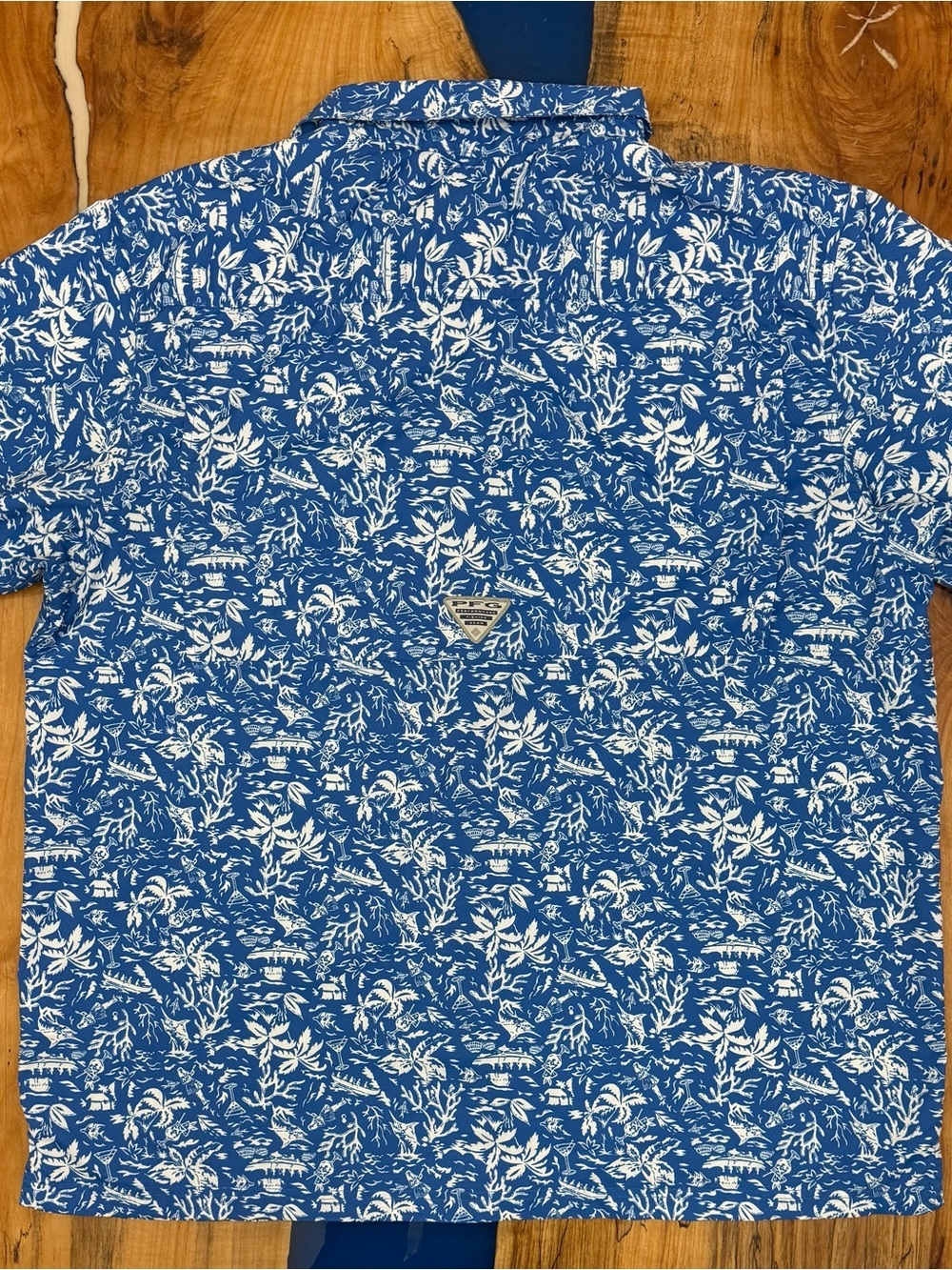 Columbia PFG Fishing Shirt XL Blue Tropical Print Button Up Vented - Picture 10 of 12